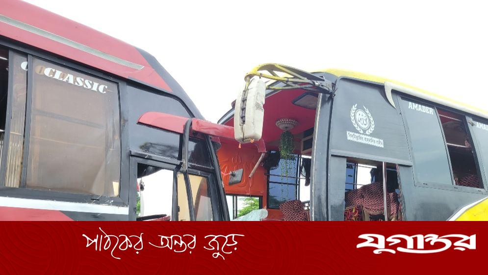 গোপালগঞ্জে দুই বাসের মুখোমুখি সংঘর্ষে আহত ২০