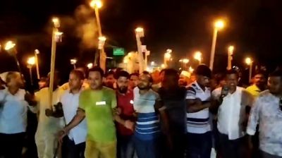 রুমিন ফারহানার বিরুদ্ধে বিজয়নগরে মশাল মিছিল