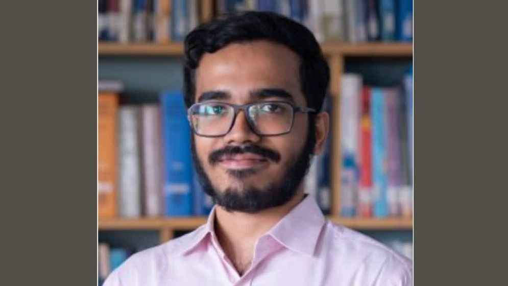 ডাকসুর নারী বিজয়ীদের কটাক্ষ করা ব্র্যাক গবেষকের বিরুদ্ধে অভিযোগ