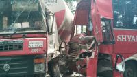 গজারিয়ায় ট্যাংকার ট্রাক-বাসের সংঘর্ষে আহত ১২