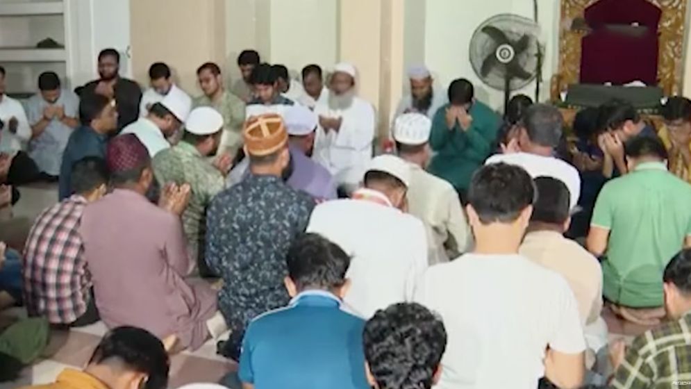শিবিরের অভাবনীয় জয়, জাবি কেন্দ্রীয় মসজিদে শুকরানা নামাজ