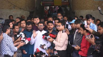 নুরের উন্নত চিকিৎসা নিয়ে সরকারের গড়িমসি স্পষ্ট: রাশেদ খান