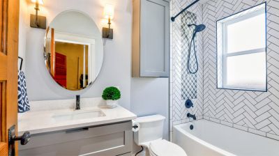 বাথরুমে ওজু বা নামাজ পড়া যাবে?