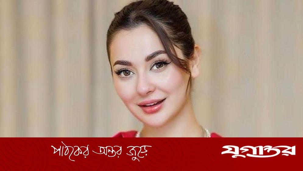 প্রথমবারের মতো ঢাকায় আসছেন হানিয়া আমির