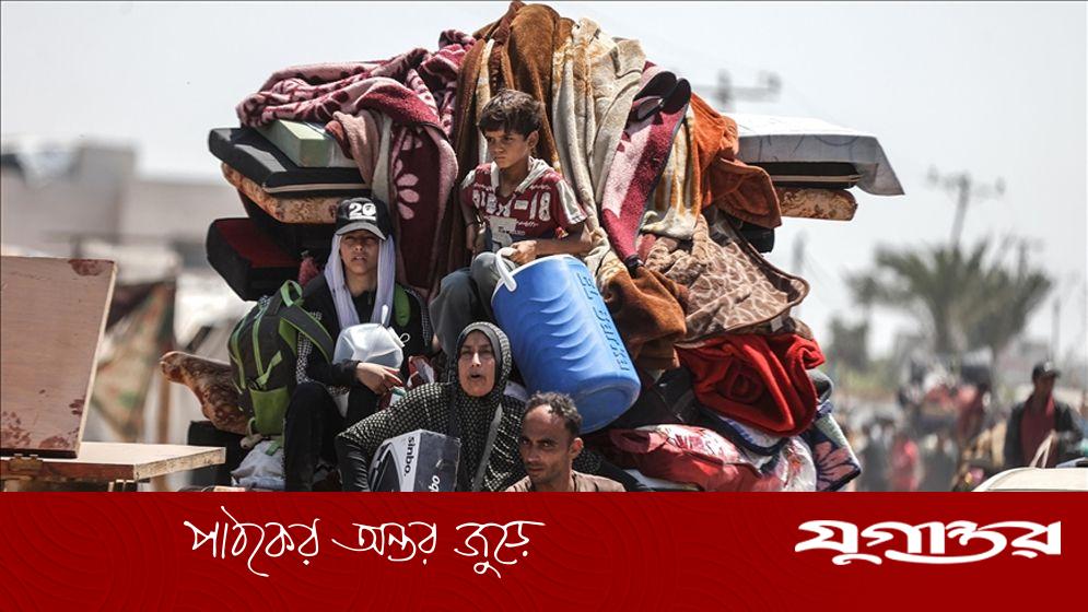 পালাতে পালাতে সাগরপারে