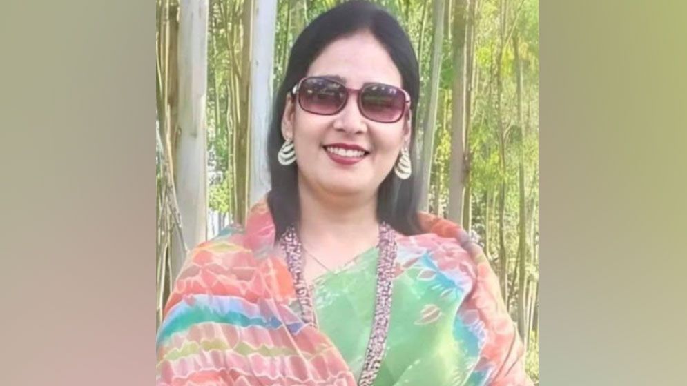 পালানোর সময় বাসস্ট্যান্ড এলাকা থেকে আ.লীগ নেত্রী গ্রেফতার