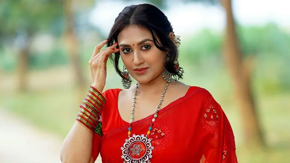 যে স্ট্রেস দেবে, কষ্ট দেবে তার সঙ্গ ত্যাগ করি: কুসুম শিকদার