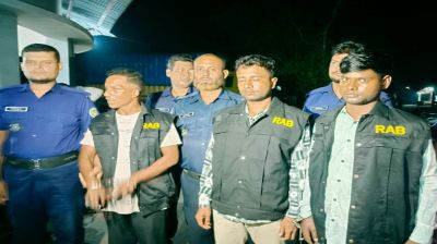র‌্যাব পরিচয়ে প্রতারণার সময় শ্রমিক দল নেতাসহ গ্রেফতার ৩