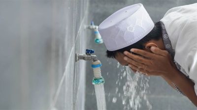 টিস্যু, ডিলা-কুলুপ ছাড়া শুধু পানি ব্যবহারে কি পবিত্রতা অর্জন হয়?