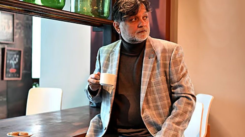 তুমি আমাদের ছেড়ে চলে গেলে : সৃজিত