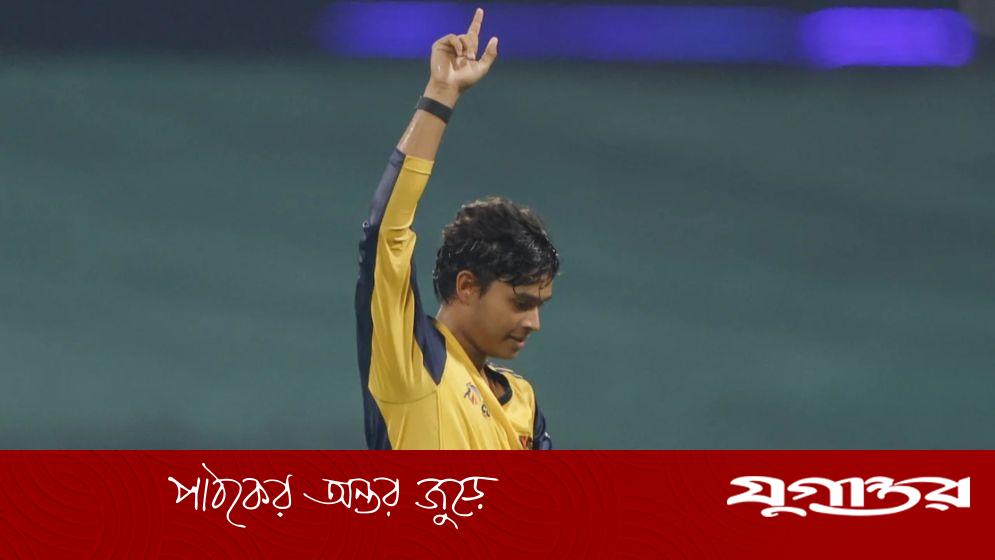 বাবাকে শেষ বারের মতো দেখেই এশিয়া কাপে ফিরছেন ভেল্লালাগে