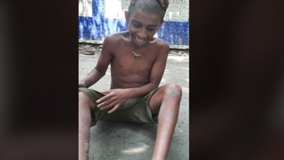 ছেলেকে বাঁচাতে নদীতে ঝাঁপ দিয়ে নিখোঁজ মা