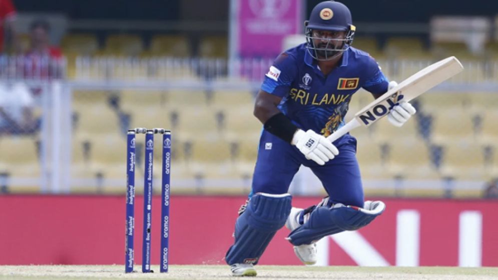 রেকর্ড পুনরুদ্ধার করে সাজঘরে কুশল পেরেরা