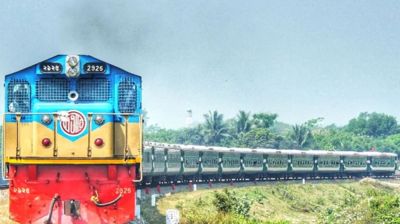 দুর্গাপূজা উপলক্ষে ৪ জোড়া স্পেশাল ট্রেন