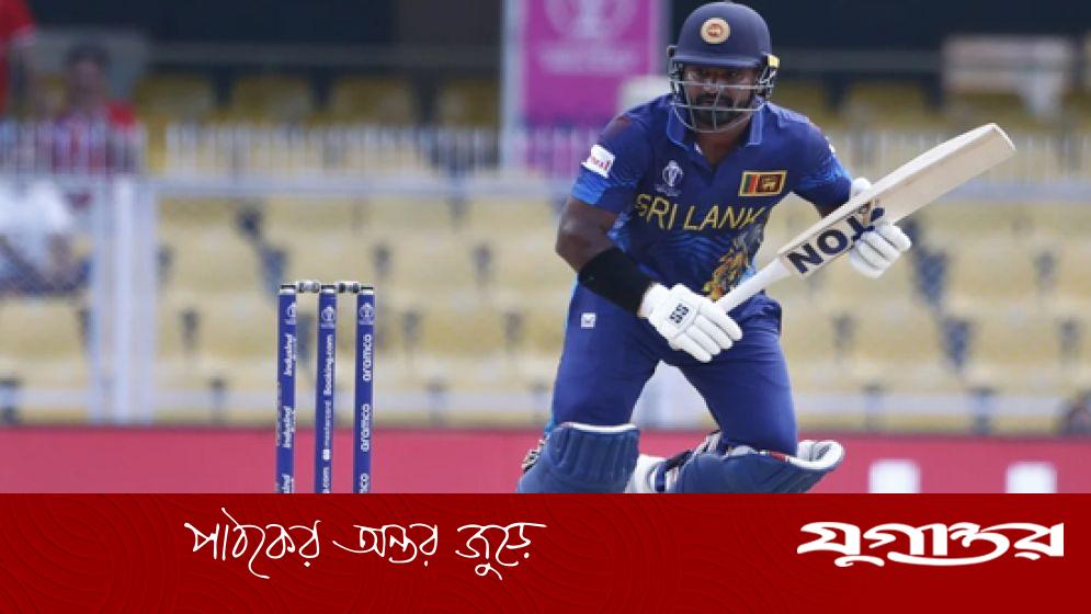 রেকর্ড পুনরুদ্ধার করে সাজঘরে কুশল পেরেরা