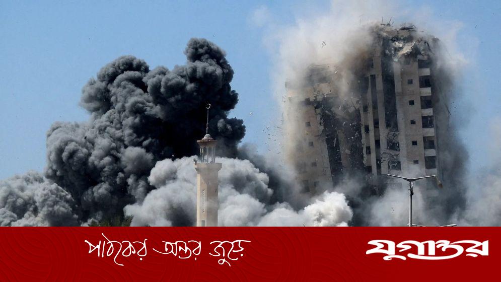 যেভাবে রোবট ও প্যারাট্রুপার ব্যবহার করে গাজা সিটি ধ্বংস করছে ইসরাইল