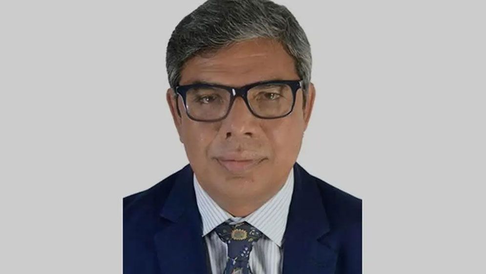 পরিকল্পনার এক সচিবকে ওএসডি