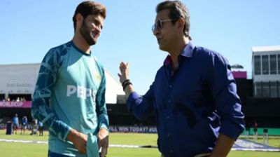 ভারতকে হারাতে আফ্রিদিকে ওয়াসিমের পরামর্শ