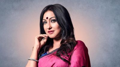 গুমরে উঠলেন ঋতুপর্ণা, কোন কষ্ট বুকে চাপা দিলেন অভিনেত্রী