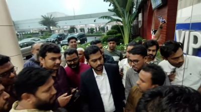 উন্নত চিকিৎসার জন্য সিঙ্গাপুর গেলেন নুরুল হক নুর