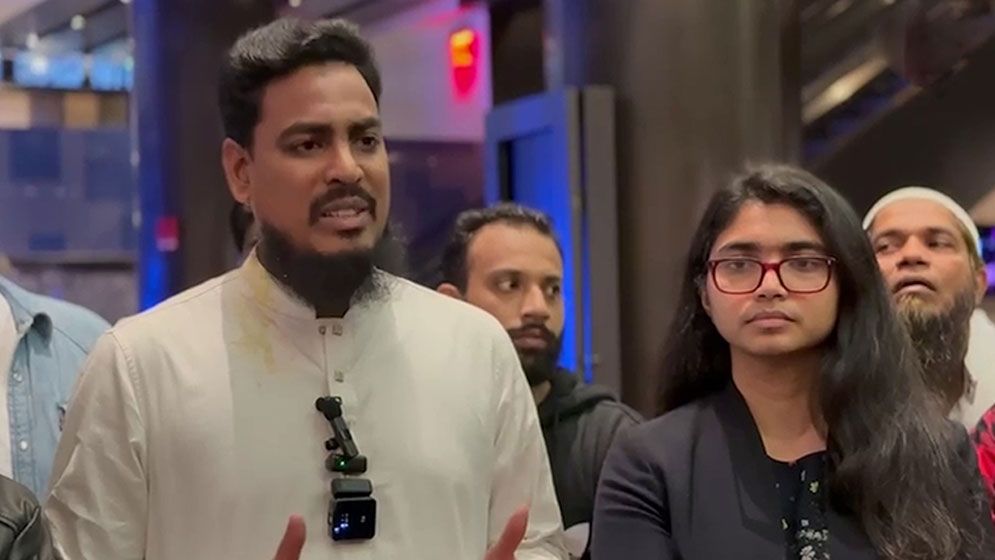 হাসিনার গুলির সামনে ভয় পাইনি, ভাঙা ডিমে কি আসে যায় : আখতার