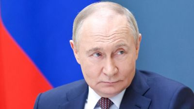 যুক্তরাষ্ট্রের সঙ্গে পারমাণবিক অস্ত্র চুক্তির মেয়াদ বাড়াতে চান পুতিন