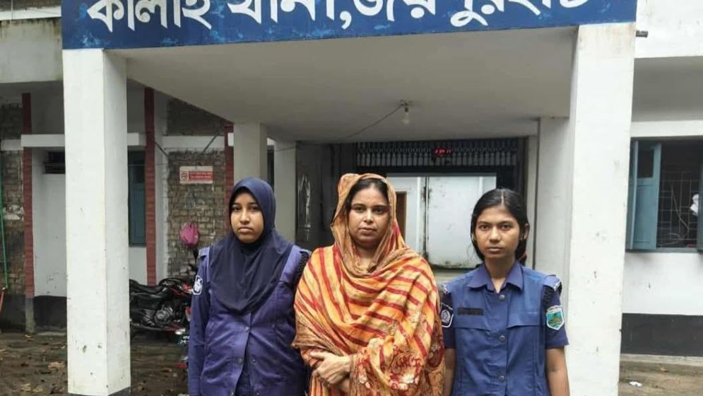 কালাইয়ে মহিলা আ.লীগের সম্পাদক মেরি গ্রেফতার