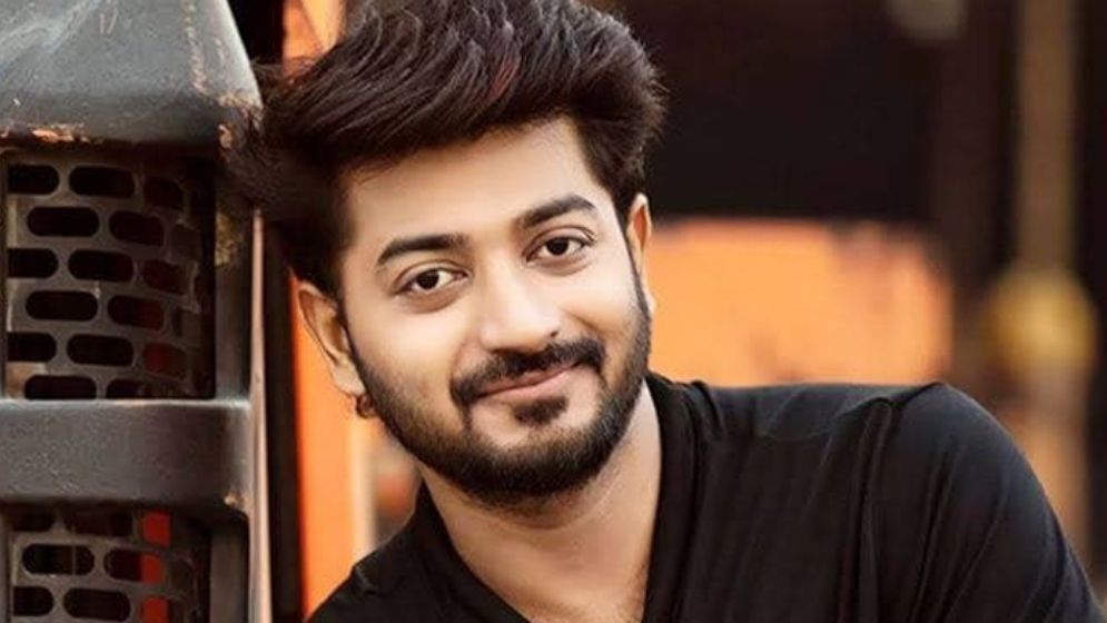 জীবিকার সন্ধানে দেশ ছেড়েছেন অভিনেতা বাপ্পী?