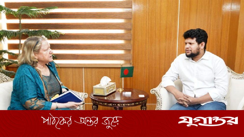 তথ্য ও সম্প্রচার উপদেষ্টার সঙ্গে ইউনেস্কো বাংলাদেশ প্রতিনিধির সাক্ষাৎ