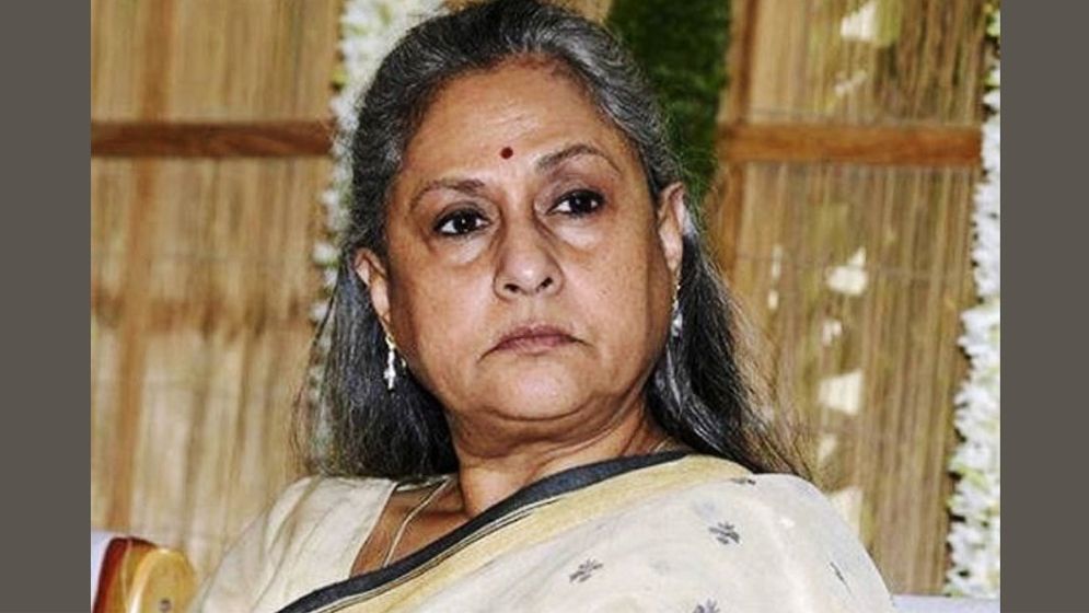 ভোজপুরি অভিনেতাকে লাঠি দিয়ে পিটিয়েছিলেন জয়া, যা বললেন অভিনেতা