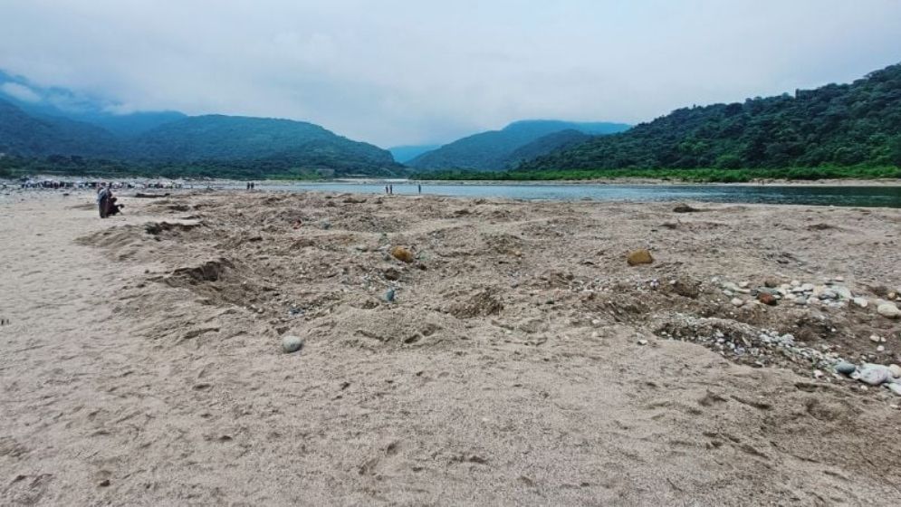 কুশীলবদের খোঁজে সরকারি ৬ দপ্তর