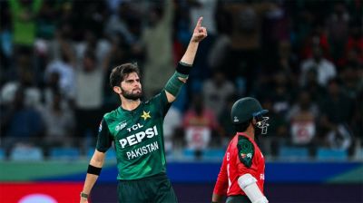 ৯ উইকেট হারাল বাংলাদেশ