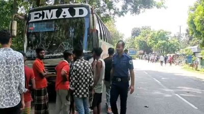 গোপালগঞ্জে বাস-ইজিবাইক সংঘর্ষে নারীসহ নিহত ৪