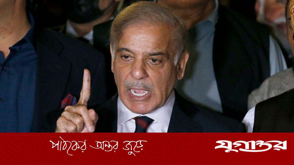 ভারতীয় সাংবাদিককে ‘মোক্ষম জবাব’ দিয়ে ভাইরাল পাকিস্তানের প্রধানমন্ত্রী
