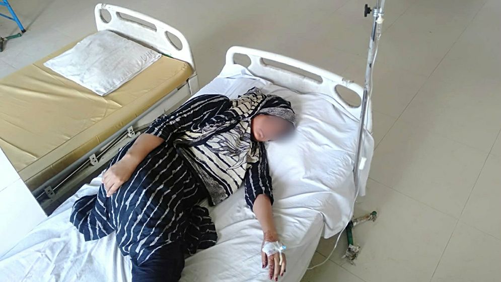 সোনারগাঁয়ে অন্তঃসত্ত্বা নারীকে পিটিয়ে জখম, শ্লীলতাহানির অভিযোগ