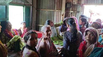 বাসরঘরে ঘুম থেকে উঠেই স্বামীর ঝুলন্ত লাশ দেখলেন নববধূ!