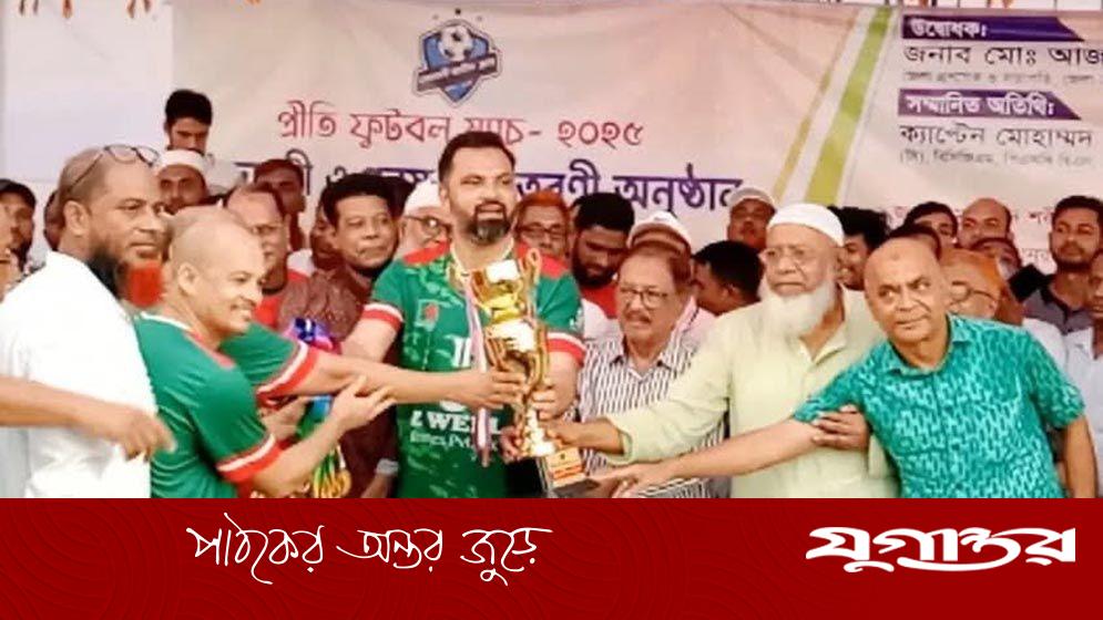 গত ১৭ বছর ক্রীড়াঙ্গনকে দলীয়করণ করে ধ্বংস করেছে: আমিনুল হক