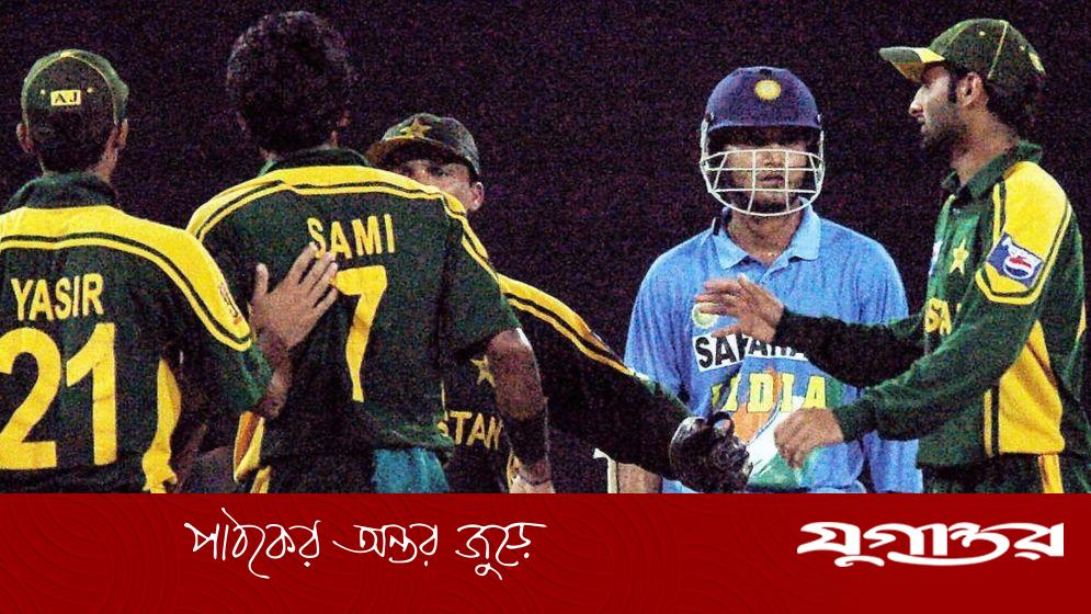 পাকিস্তানের কাছে বিশাল ব্যবধানে হেরেও সেদিন আনন্দে নেচেছিল ভারত