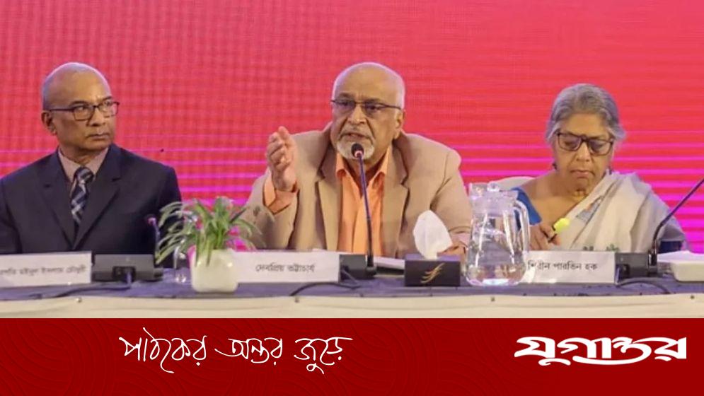 মেরুদণ্ডহীন মানবাধিকার কমিশন চাই না: দেবপ্রিয় ভট্টাচার্য