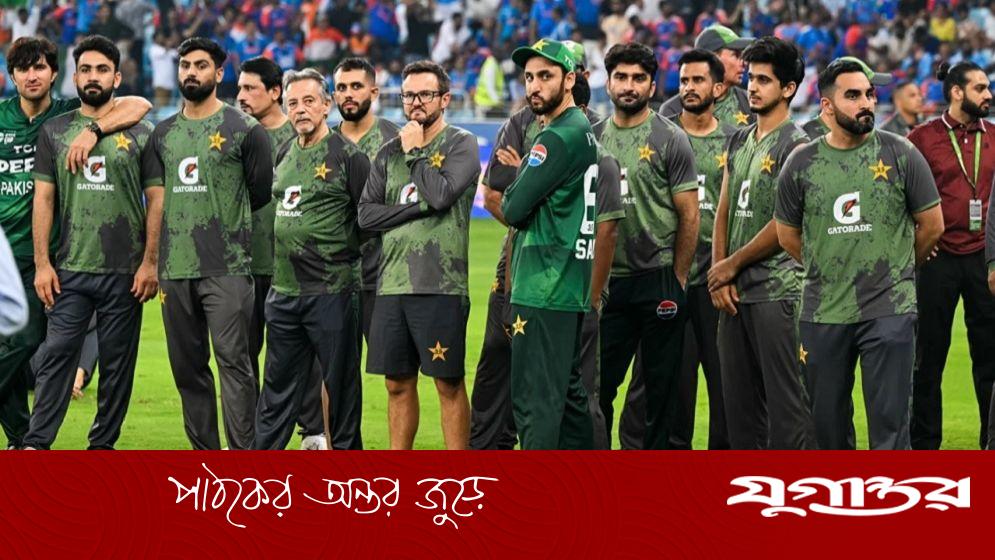 দুবাইয়ের ক্রিকেট মঞ্চ যেন ওয়াঘা সীমান্ত