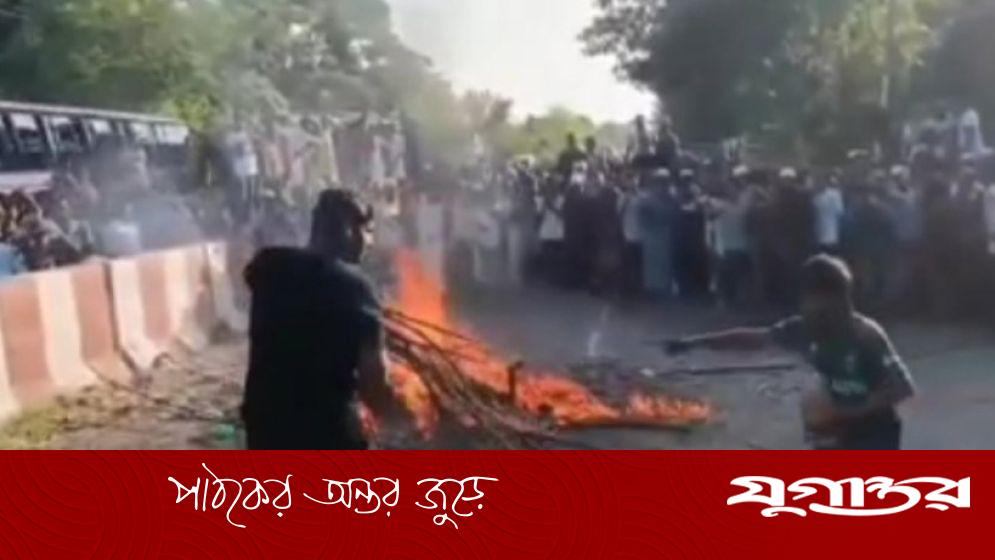 নুরাল পাগলার লাশে খড়ি দেওয়া সেই যুবক গ্রেফতার