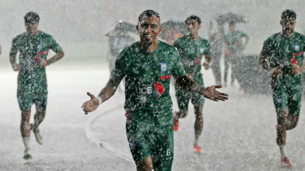 বৃষ্টির বাধায় অনুশীলন পণ্ড জামালদের