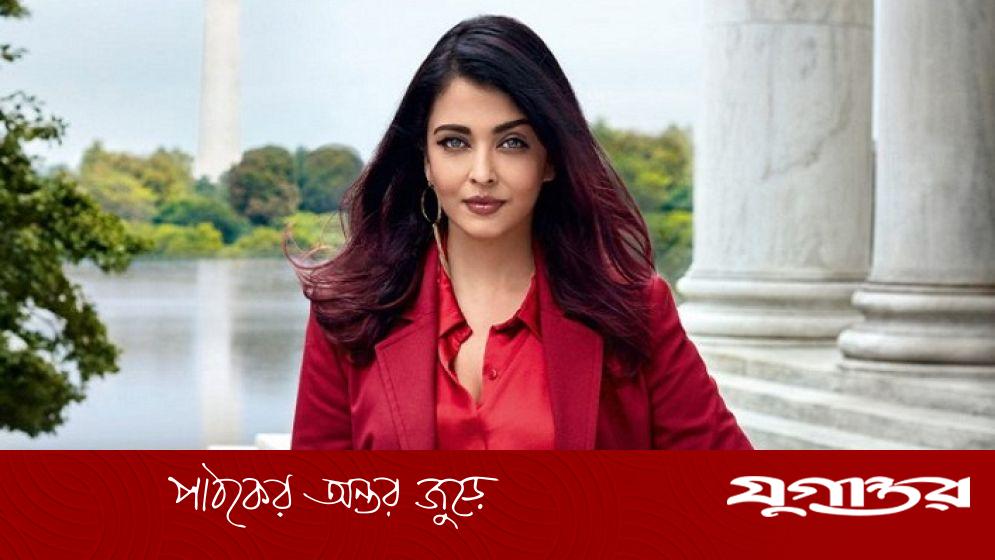 কালো শেরওয়ানিতে দ্যুতি ছড়ালেন ঐশ্বরিয়া