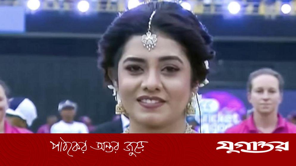 ভারত-শ্রীলঙ্কা ম্যাচে জাতীয় সংগীত গেয়ে ভাইরাল এই তারকা কে?