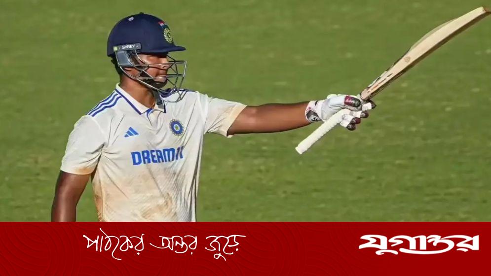 ম্যাককালামের রেকর্ড ছুঁয়ে অস্ট্রেলিয়াকেও কাঁপালেন ১৪ বছর বয়সি ব্যাটার