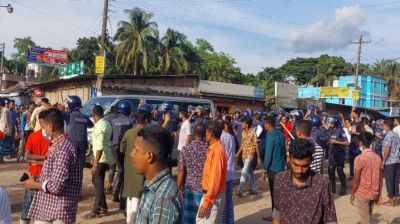 নিয়ন্ত্রণ হারিয়ে উল্টে গেল যাত্রীবাহী বাস, নিহত ৩