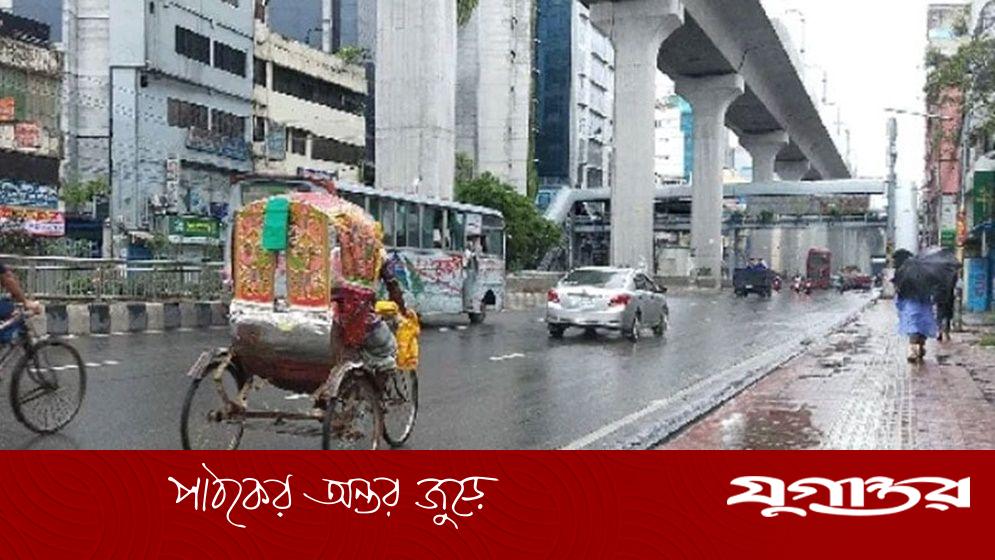 নিম্নচাপের প্রভাবে সারা দেশে ঝরছে বৃষ্টি, থাকবে কত দিন?