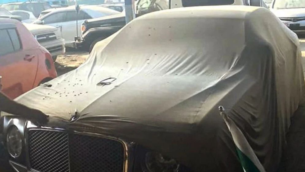 যুক্তরাজ্য থেকে চুরি হওয়া সবচেয়ে দামি গাড়ি মিলল করাচিতে