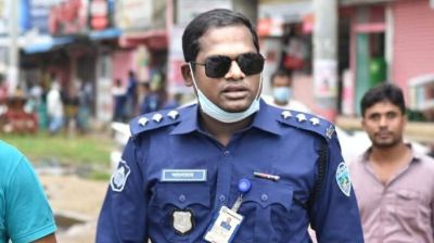 চাঁদাবাজদের হামলায় সড়কেই ঢলে পড়লেন অতিরিক্ত সহকারী পুলিশ সুপার শামিম