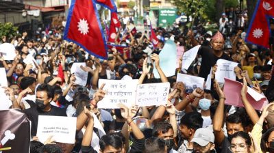 শুধু প্রধানমন্ত্রী পরিবর্তন করে সংকট কাটবে না নেপালের